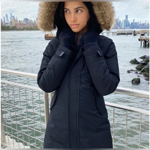 Aritzia Tna Avoriaz black winter coat cozy warm Parka Sz XXS - Picture 3 of 15